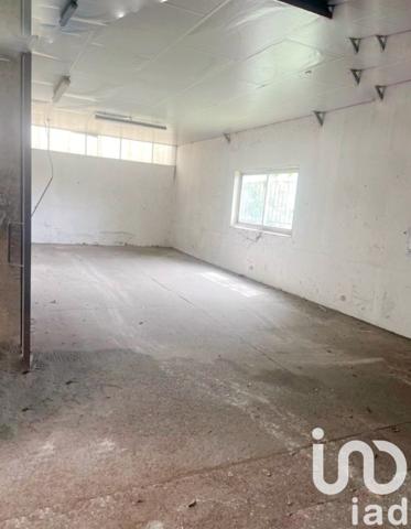 Building for sale 600 m² Bresles