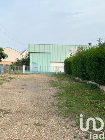 Building for sale 600 m² Bresles