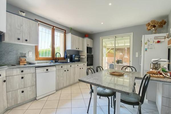 Vente Maison 6 pièces 142 m2 à Casseneuil