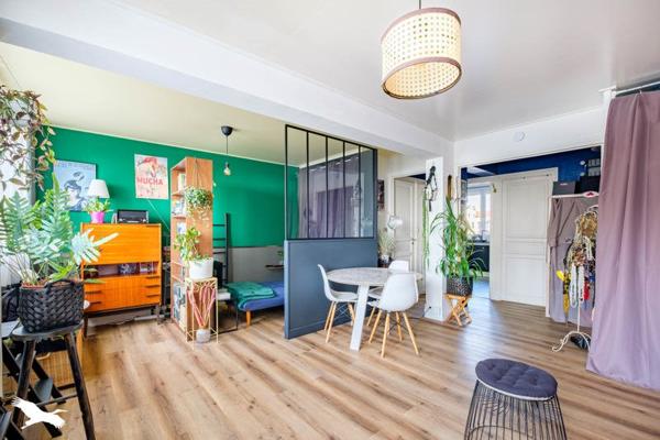 Appartement à vendre |                                       Lyon 04 |                                        2 pièces  |  52,2 m²