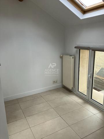 Appartement Le Mesnil Le Roi 3 pièce(s) 45 m2 232 000 € **  - Référence  4724