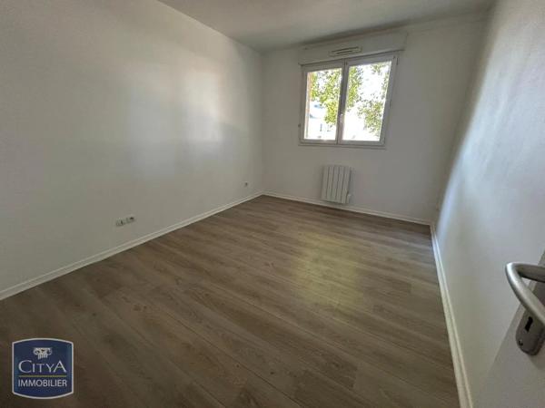 Appartement à louer 3 pièces 56.46m² Vierzon (18100)