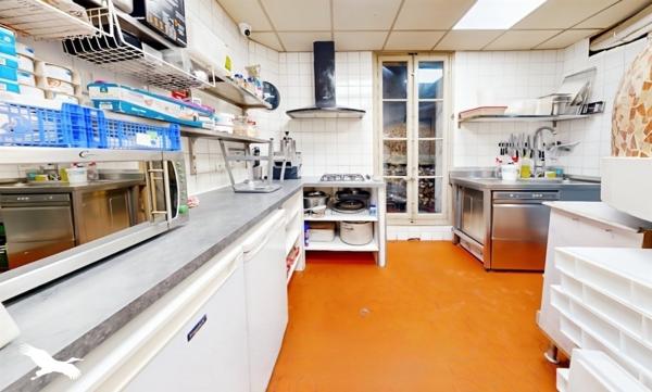 Local commercial à vendre |  Marseille 12 |  |