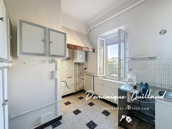 Appartement 5 pièces-114,68 m² -Vue sur les Jardins de la Préfecture _Nîmes