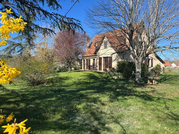 Maison à vendre à Assier dans le Lot (46320), ref : MAIS166