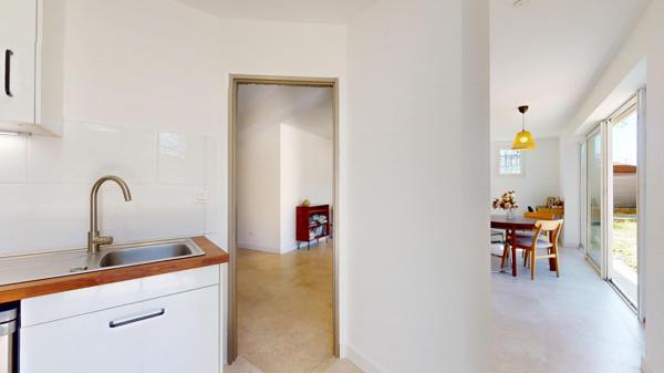 Grand jardin et garage