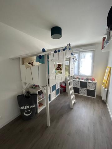 Appartement 4 pièce(s) 80.10 m2 - Achères €348 000 ** - Référence 9100