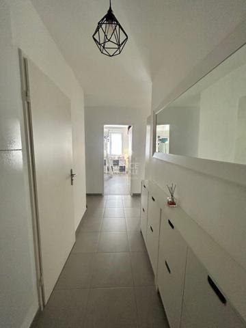 Appartement 4 pièce(s) 80.10 m2 - Achères €348 000 ** - Référence 9100