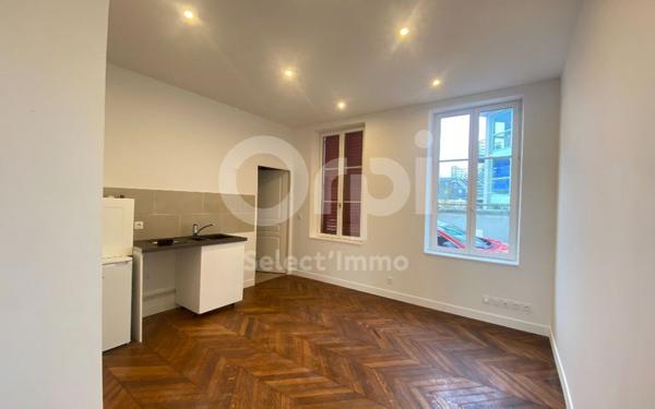 Appartement à louer    1 pièce •  Évreux