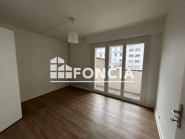 Location Appartement 4 pièces 76.6 m² - 19 RUE ARMAND CARREL Rouen 76000