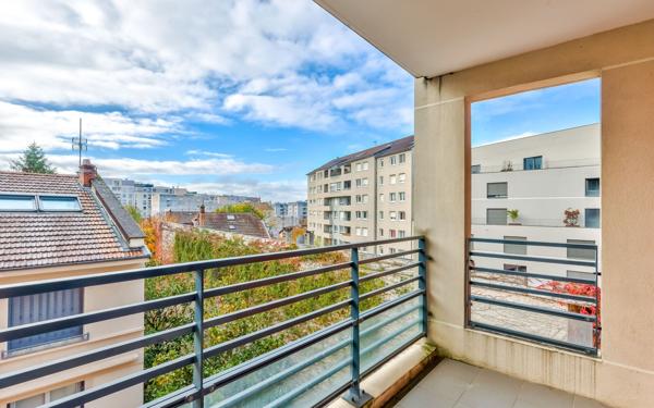 Appartement à vendre    3 pièces • 69 m2 Villeurbanne