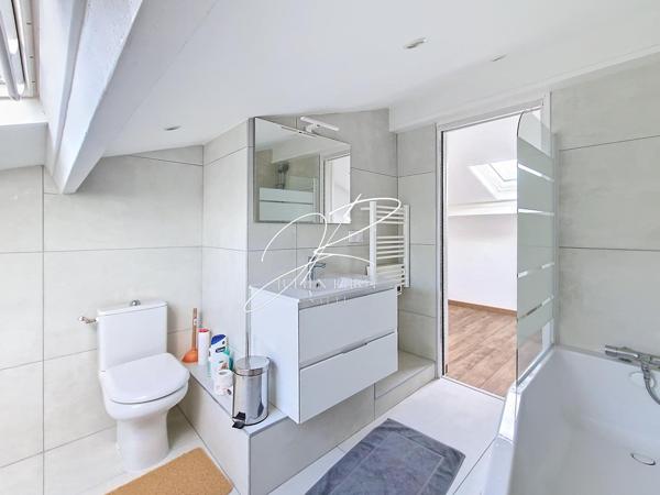 Maison T5 150 m² 4 chambres piscine et garage