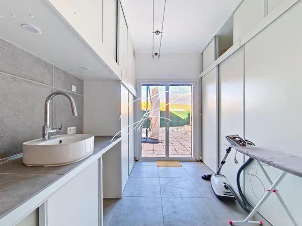 Maison T5 150 m² 4 chambres piscine et garage