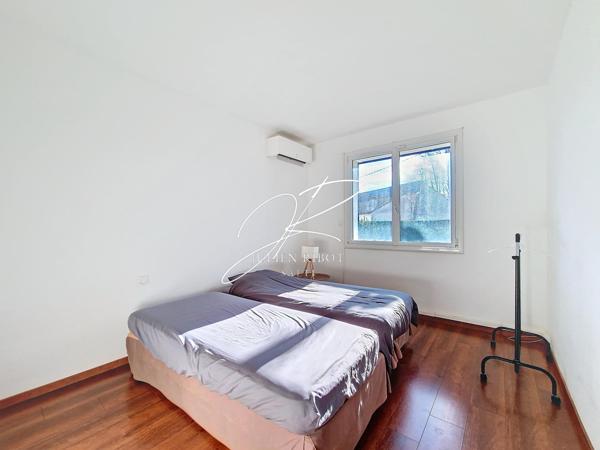 Maison T5 150 m² 4 chambres piscine et garage