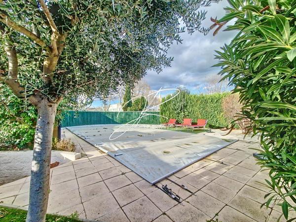 Maison T5 150 m² 4 chambres piscine et garage