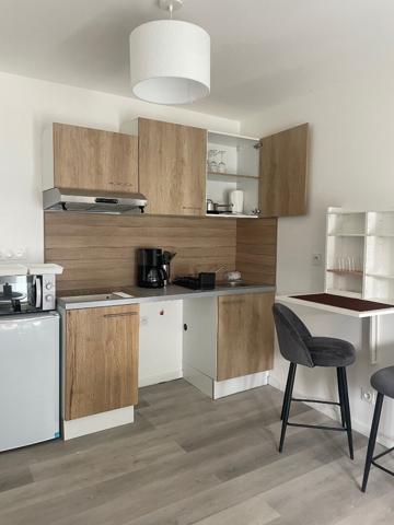 Studio Meublé avec Espace Extérieur  ! Proche Centre de Bergerac !*