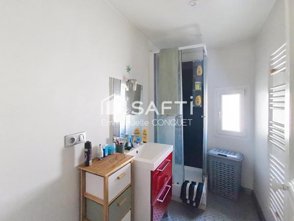 Maison 5 chambres de 185 m² avec extérieurs et annexes