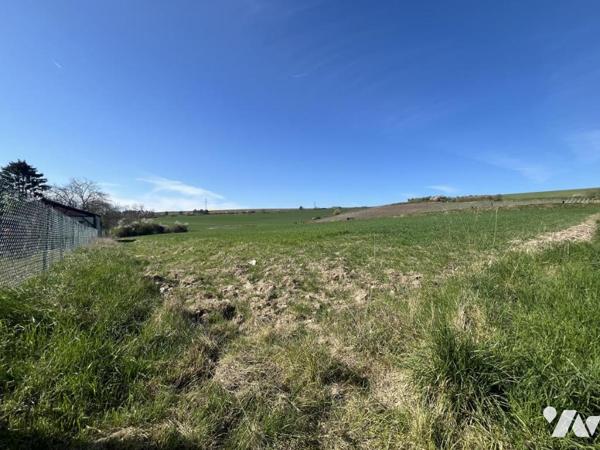 BOULEUSE - Terrain à bâtir non viabilisé de 661m².