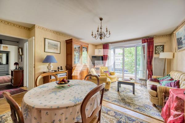 Appartement Rueil Malmaison 3 pièce(s) 70.75 m² €432 000 ** - Référence 19282