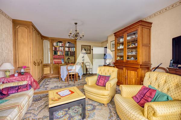 Appartement Rueil Malmaison 3 pièce(s) 70.75 m² €432 000 ** - Référence 19282