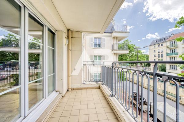 Appartement Rueil Malmaison 3 pièce(s) 70.75 m² €432 000 ** - Référence 19282