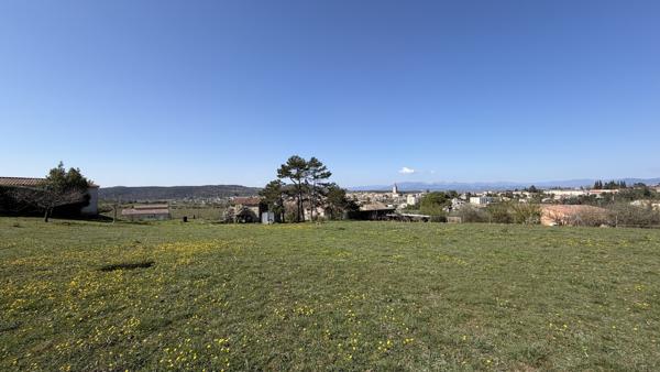 Villa d'exception de 210 M² + 7 000 M² de terrains constructibles