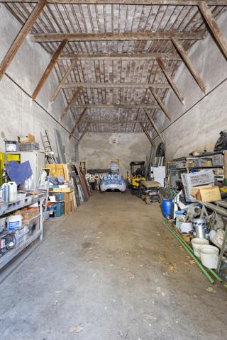 Alleins (13980) Mas de plain pied - 164m² - Garage - Grange - Piscine