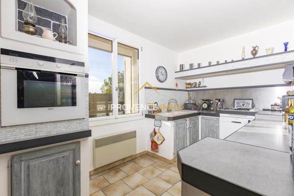 Alleins (13980) Mas de plain pied - 164m² - Garage - Grange - Piscine