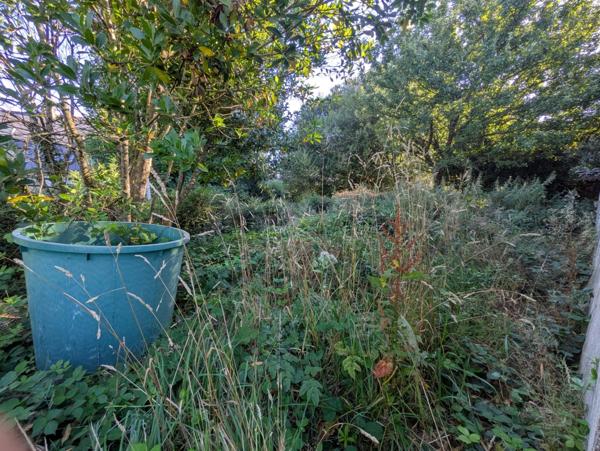 MELLIONNEC MAISON EN PIERRE SOUS ARDOISES A RENOVER 2 PIECES 55m² PARCELLE ATTENANTE DE 292 m²