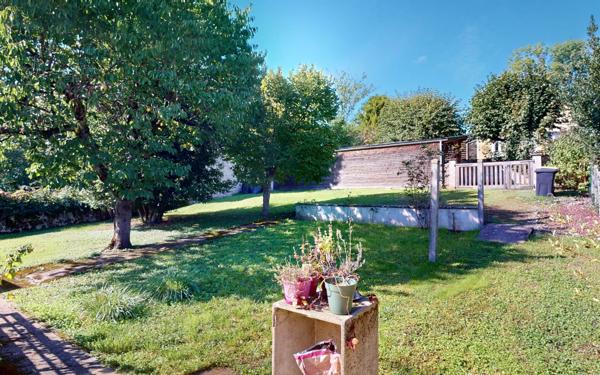 Maison à vendre    2 pièces • 55 m2 Saint-Satur