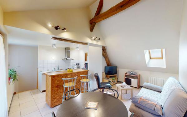 Maison à vendre    2 pièces • 55 m2 Saint-Satur