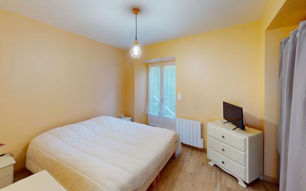 Maison à vendre    2 pièces • 55 m2 Saint-Satur