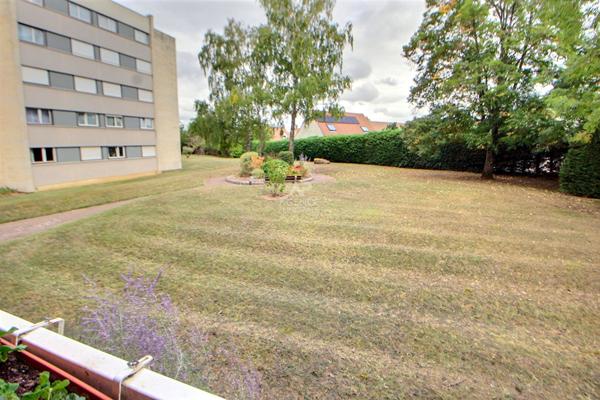 Appartement Verneuil Sur Seine 5 pièce(s) 105 m2 €299 000 ** - Référence 1025