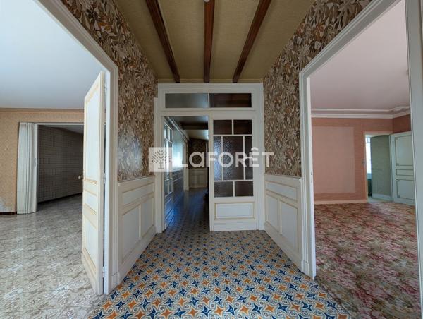 Achat maison Lavardac - 9 pièce(s) - 210 m² - 170 000 €