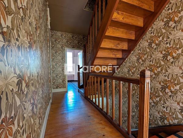 Achat maison Lavardac - 9 pièce(s) - 210 m² - 170 000 €