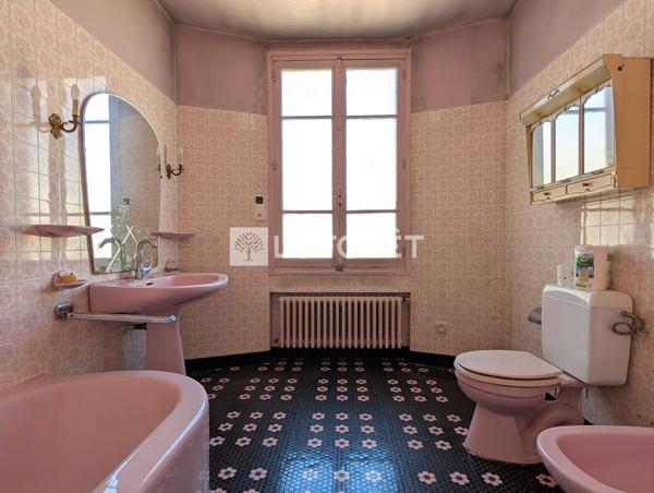 Achat maison Lavardac - 9 pièce(s) - 210 m² - 170 000 €