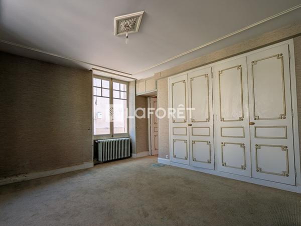Achat maison Lavardac - 9 pièce(s) - 210 m² - 170 000 €