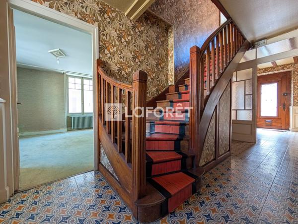 Achat maison Lavardac - 9 pièce(s) - 210 m² - 170 000 €