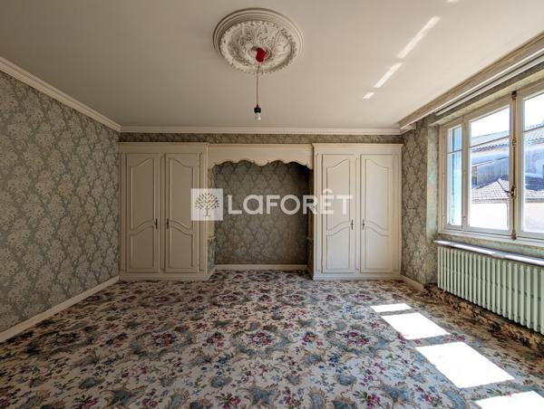 Achat maison Lavardac - 9 pièce(s) - 210 m² - 170 000 €