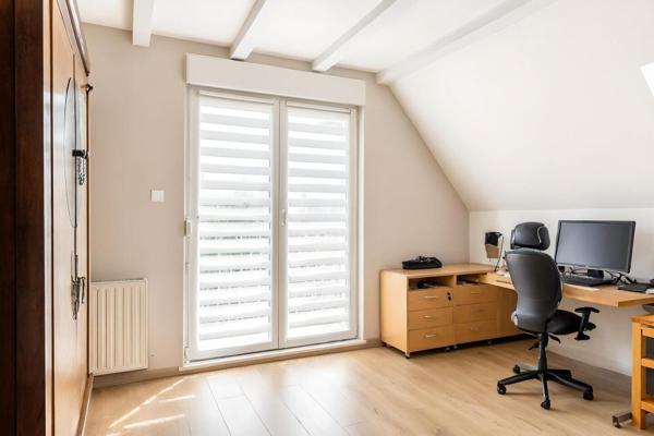 Maison 9 Pièces Rénovée 180 m2 Terrasses Jardin au Calme