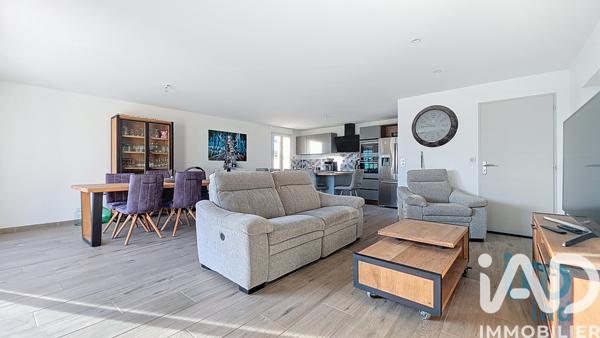 Maison à vendre 8 pièces 184 m² Ossey-les-Trois-Maisons