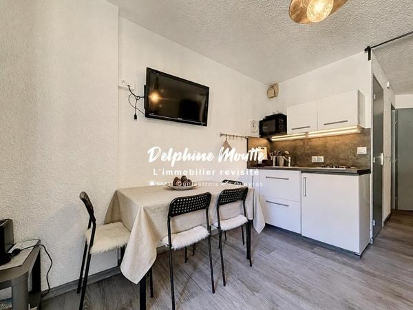 VARS SAINTE MARIE- Appartement 2 pièces avec cave