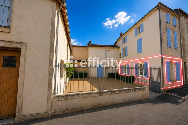 Appartement
         3 pièces
        - 51 m² 108 000 € *
