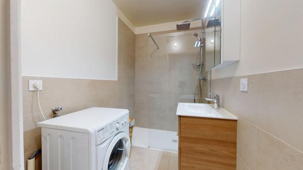 AUCUN TRAVAUX - Appartement La Ville Du Bois 2 pièce(s) 38.10 m2 + Parking + 2 jardins + Faibles charges