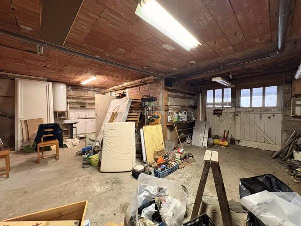 Vente                                                      Maison
                        
                     5 pièces                      113 m2                     à Albi
