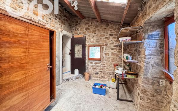 Maison à vendre    4 pièces •  Sanilhac