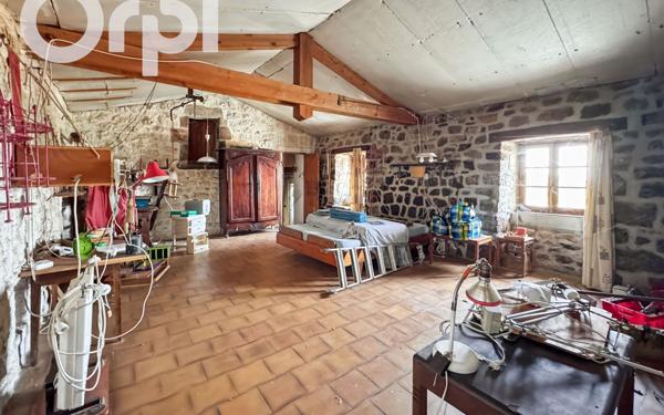 Maison à vendre    4 pièces •  Sanilhac