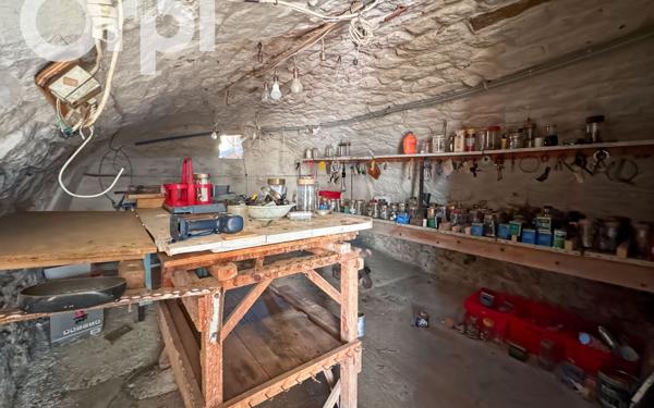 Maison à vendre    4 pièces •  Sanilhac