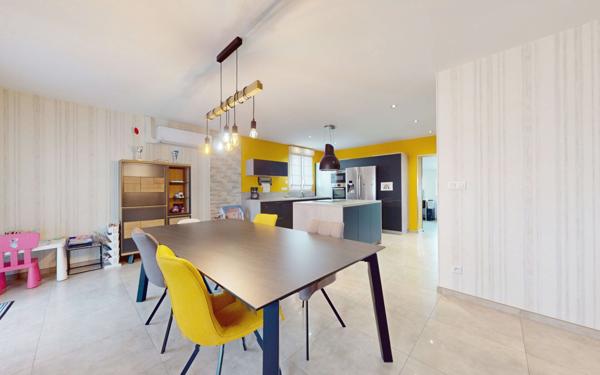 Maison à vendre    7 pièces •  Hettange-Grande