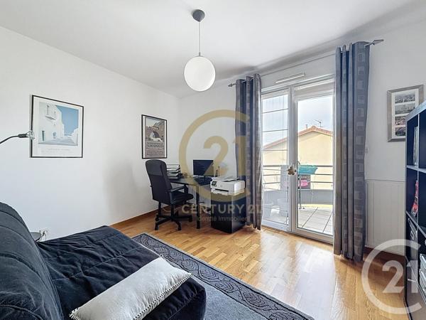 Appartement F3 à vendre  3 pièces - 80,23 m2 BRINDAS - 69